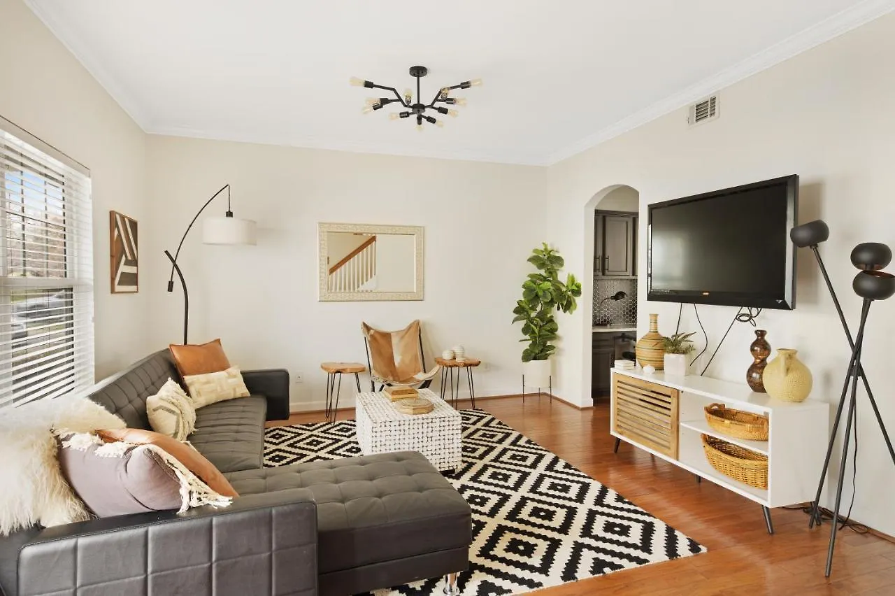 Relax In Style Near The Heart Of Music City 纳什维尔
