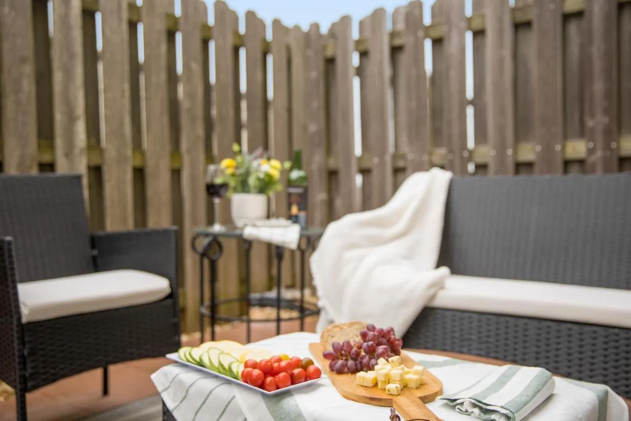 Relax In Style Near The Heart Of Music City 纳什维尔 美国